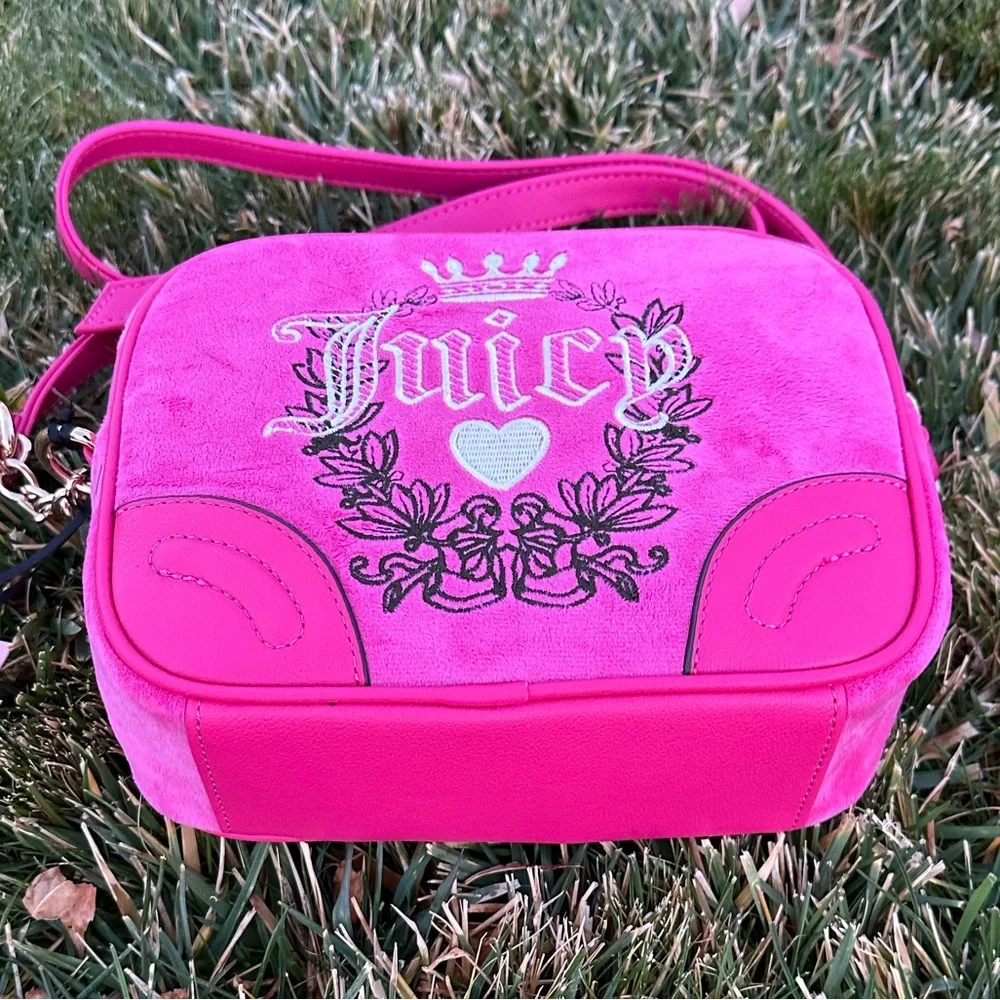 Juicy Couture Hot Pink Heritage Handbag crossbody Shoulder Bag Purse Trashy Y2K